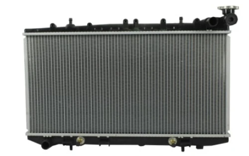 Radiador AUT Nissan Tsuru 1995-2017