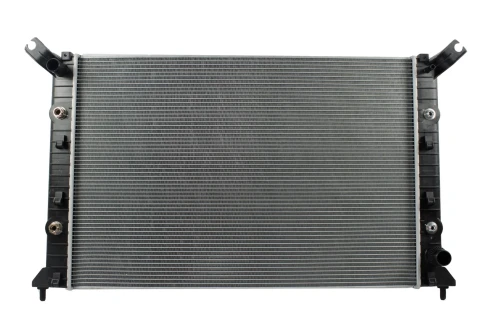 13301 Radiador AUT Chevrolet Silverado, GMC Sierra 2011-2019